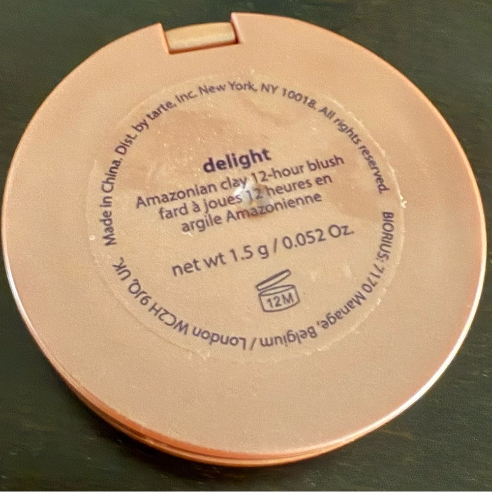 Tarte Amazonian Clay 12-Hour Blush “Delight” | Travel Size 0.052 oz | Peach Glow - Picture 4 of 4